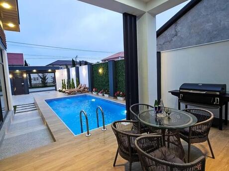 4 otaqlı həyət evi/bağ evi - Mərdəkan q. - 250 m²