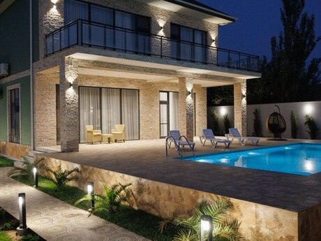 5 otaqlı həyət evi/bağ evi - Bilgəh q. - 400 m²