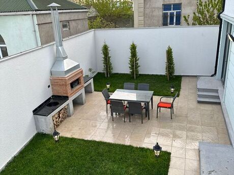 4 otaqlı həyət evi/bağ evi - Sabunçu q. - 200 m²