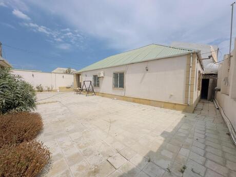 4 otaqlı həyət evi/bağ evi - Şüvəlan q. - 100 m²