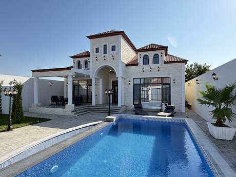 5 otaqlı həyət evi/bağ evi - Mərdəkan q. - 225 m²