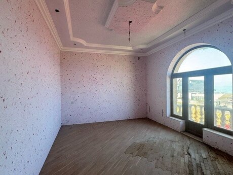 15 otaqlı həyət evi, 920 m², Novxanı: 545 000 ₼ 4