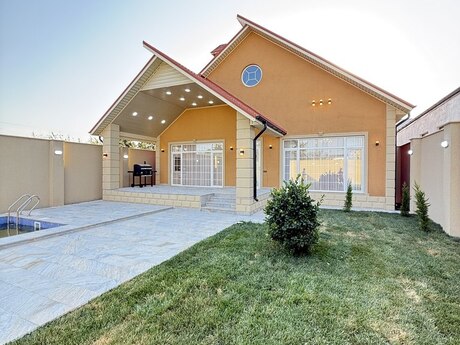 4 otaqlı həyət evi/bağ evi - Şüvəlan q. - 150 m²