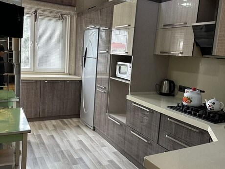 4 otaqlı köhnə tikili - Sumqayıt - 100 m²