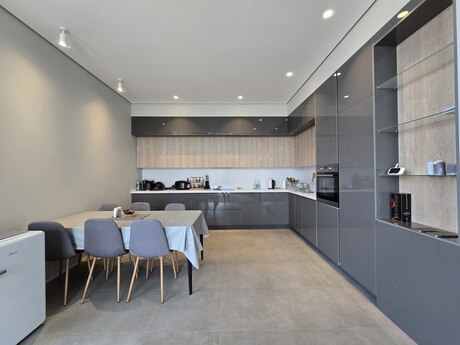 3-комн. новостройка - пос. Sea Breeze - 141 м²