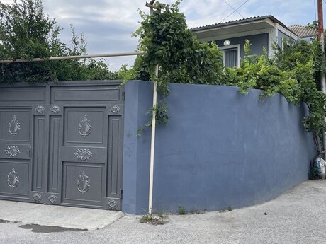 6 otaqlı həyət evi/bağ evi - Əhmədli m. - 165 m²