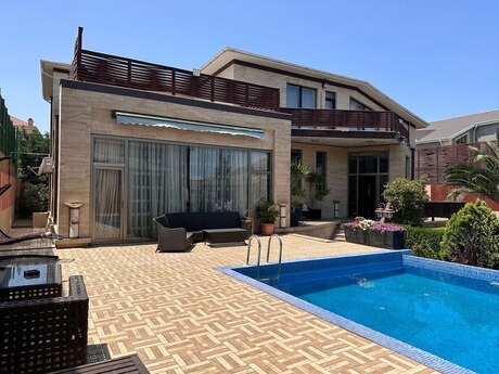 5 otaqlı həyət evi/bağ evi - Mərdəkan q. - 400 m²