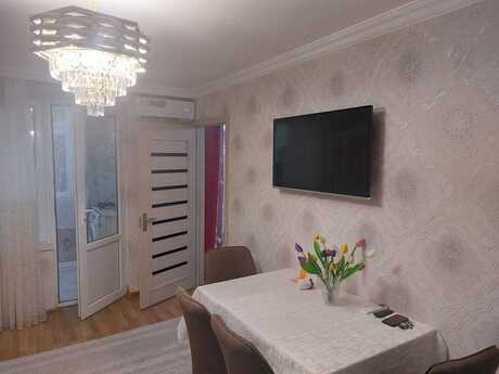 2 otaqlı köhnə tikili - İnşaatçılar m. - 35 m²