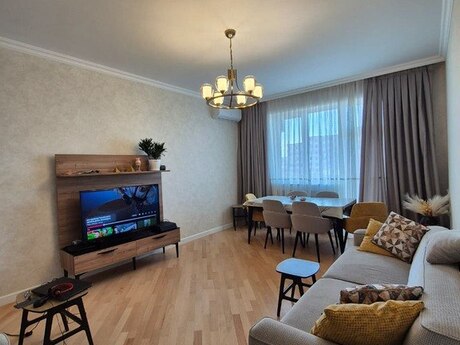 3 otaqlı yeni tikili - 8 Noyabr m. - 110 m²