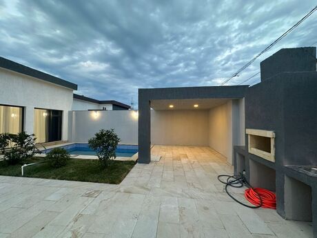 4 otaqlı həyət evi/bağ evi - Şüvəlan q. - 160 m²