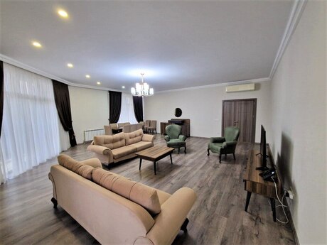 4 otaqlı yeni tikili - Ağ şəhər q. - 200 m²