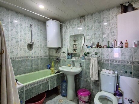2 otaqlı köhnə tikili - Nəsimi r. - 60 m²