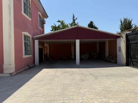 6 otaqlı həyət evi/bağ evi - Buzovna q. - 300 m²