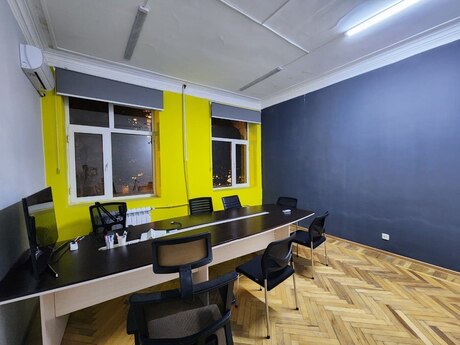 5-комн. офис - м. Низами - 150 м²