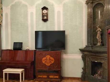 8 otaqlı köhnə tikili - Sahil m. - 350 m²