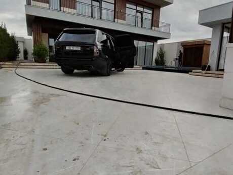 5 otaqlı həyət evi/bağ evi - Buzovna q. - 250 m²