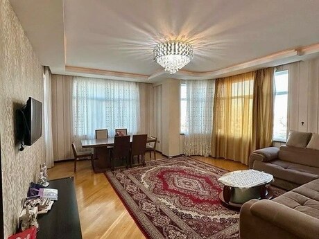 Elan №5447803 - Bakı, 8 Noyabr m., 4 otaqlı, 154 m², 17/17 mərtəbə
