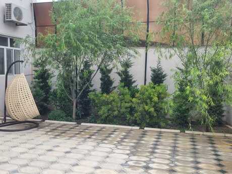 7 otaqlı həyət evi/bağ evi - Əhmədli m. - 250 m²
