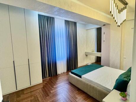 3 otaqlı yeni tikili - Bakmil m. - 101 m²