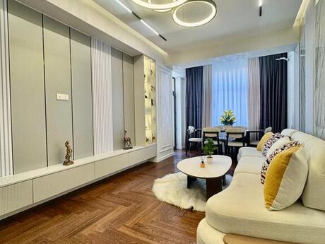 3 otaqlı yeni tikili - Bakmil m. - 101 m²