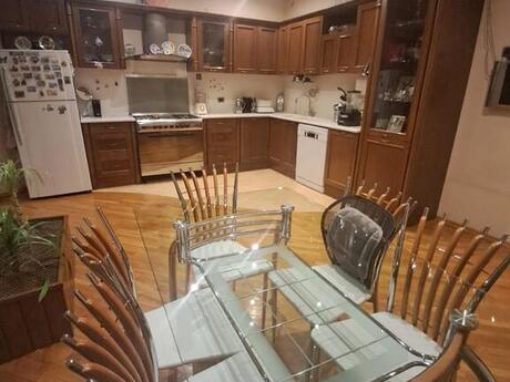 4 otaqlı yeni tikili - Gənclik m. - 210 m²