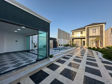 5 otaqlı həyət evi/bağ evi - Şüvəlan q. - 200 m²