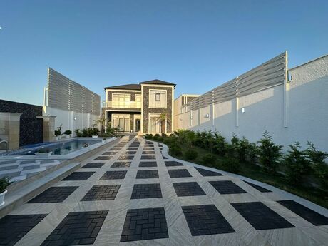 5 otaqlı həyət evi/bağ evi - Şüvəlan q. - 200 m²
