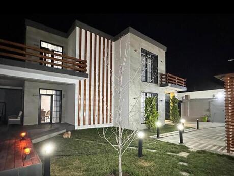 4 otaqlı həyət evi/bağ evi - Bilgəh q. - 300 m²