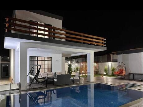 4 otaqlı həyət evi/bağ evi - Bilgəh q. - 300 m²