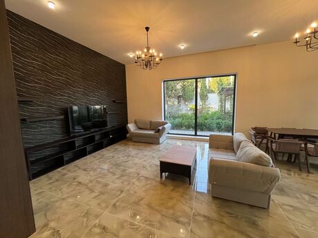 5 otaqlı həyət evi/bağ evi - Bilgəh q. - 500 m²