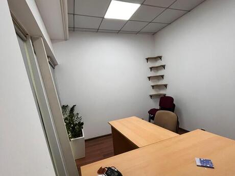 1 otaqlı ofis - Sahil m. - 20 m²
