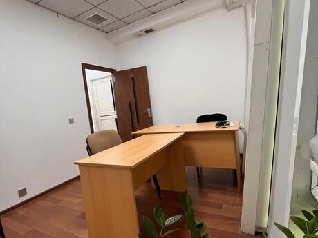 1 otaqlı ofis - Sahil m. - 20 m²