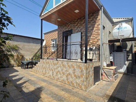 3 otaqlı həyət evi/bağ evi - Binə q. - 100 m²