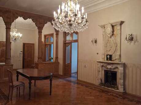 7 otaqlı köhnə tikili - Sahil m. - 380 m²