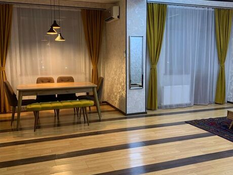 Elan №5452459 - Bakı, Yeni Ramana q., 3 otaqlı, 120 m², 8/10 mərtəbə