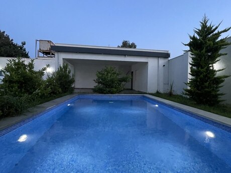3 otaqlı həyət evi/bağ evi - Mərdəkan q. - 200 m²