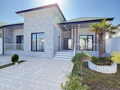 4 otaqlı həyət evi/bağ evi - Buzovna q. - 160 m²