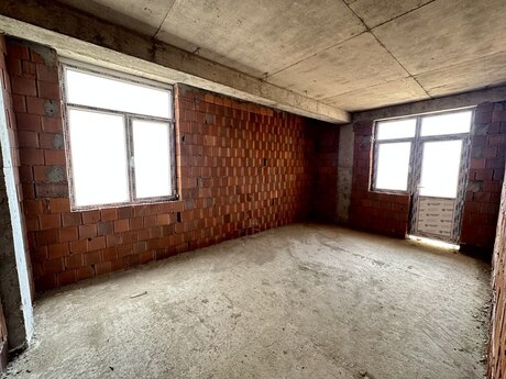 2 otaqlı yeni tikili - Binəqədi q. - 68 m²