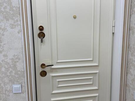 Объявление №5453276 - Баку, м. Ичеришехер, 3-комн., 130 м², 2/3 этаж