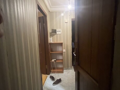 2 otaqlı köhnə tikili - İnşaatçılar m. - 60 m²