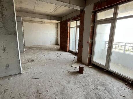5 otaqlı yeni tikili - Ağ şəhər q. - 225 m²