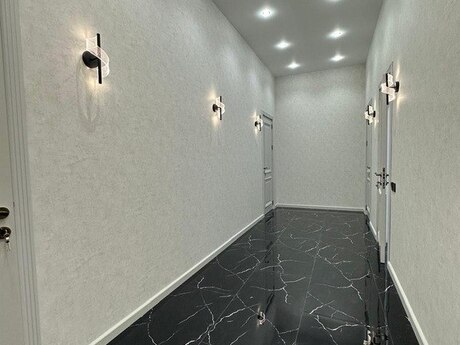 4 otaqlı həyət evi/bağ evi - Mərdəkan q. - 300 m²