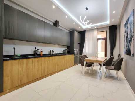 2 otaqlı yeni tikili - Nizami m. - 100 m²