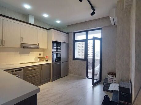 2 otaqlı yeni tikili - Şah İsmayıl Xətai m. - 95 m²