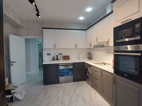 2 otaqlı yeni tikili - Şah İsmayıl Xətai m. - 95 m²