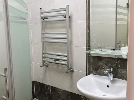 Kirayə 2 otaqlı mənzil, 95 m², 28 May: 1 100 ₼/ay 5