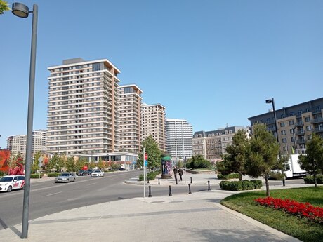 5 otaqlı yeni tikili - Ağ şəhər q. - 195 m²