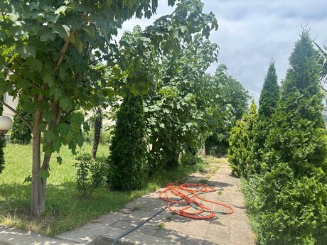 Obyekt - Yardımlı - 338.4 m²