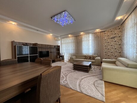 5 otaqlı yeni tikili - 28 May m. - 285 m²