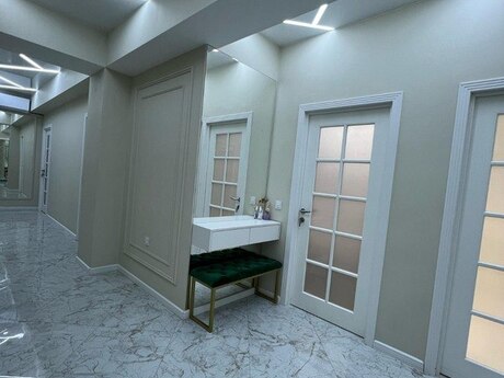 4 otaqlı yeni tikili - Həzi Aslanov m. - 156 m²